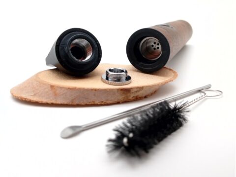 VoVa_Brown_offen_final