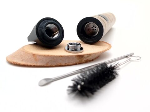 VoVa_Creme_offen_final